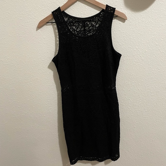 Perfect little black dress! - Picture 1 of 3